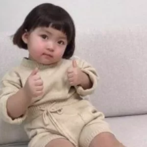 ⁠Amo vocês, mas gastei boa parte do dinheiro no look